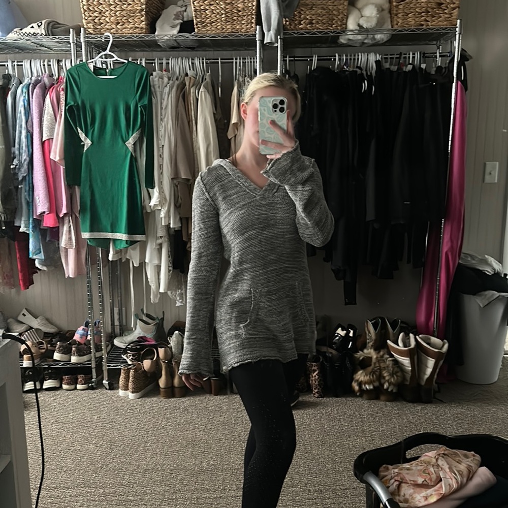 Roxy sweater, size XL